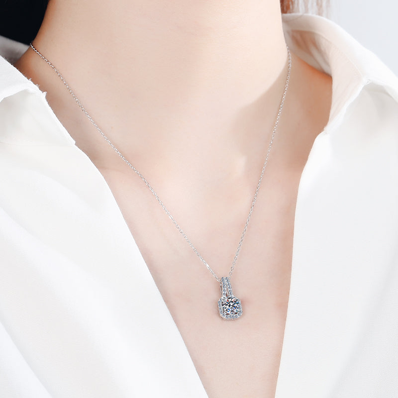 925 Sterling Silver Round Cut CZ Diamond Pendant Necklace