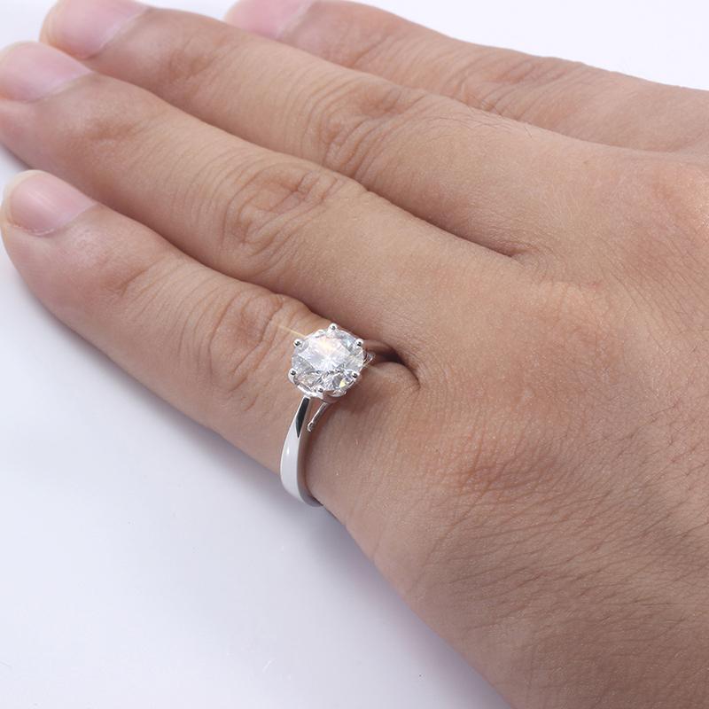 925 Sterling Silver Round Cut Solitaire CZ Engagement Ring