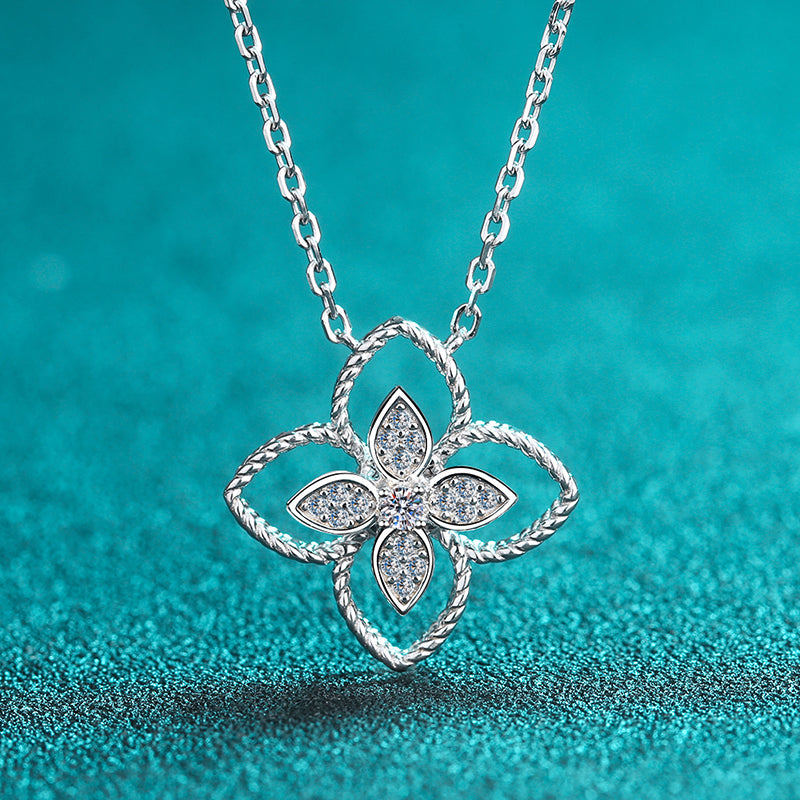 925 Sterling Silver Round Cut CZ Flower Shaped Pendant Necklace