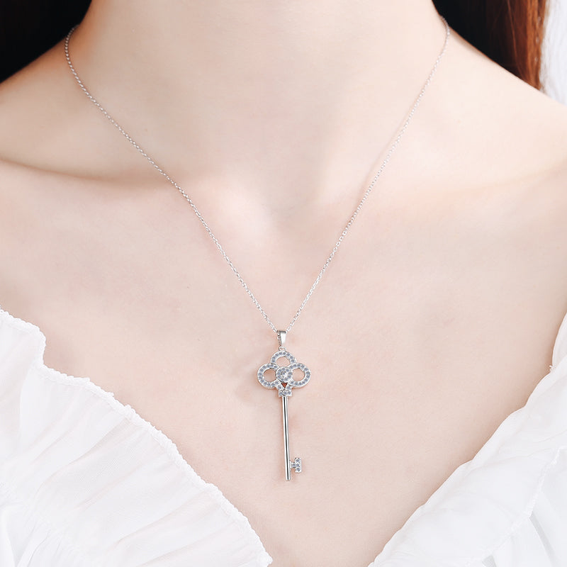 925 Sterling Silver Round Cut CZ Key Pendant Necklace