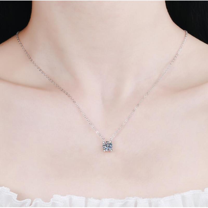 925 Sterling Silver Classis Round Cut CZ Necklace