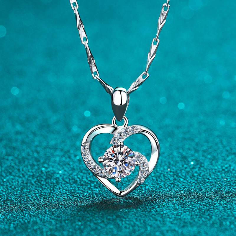 925 Sterling Silver Round Cut CZ Heart Pendant Necklace