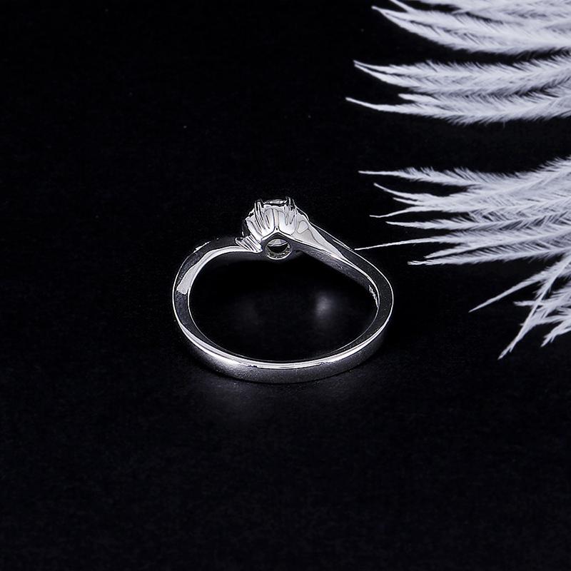 925 Sterling Silver Round Cut CZ Classic Ring for women