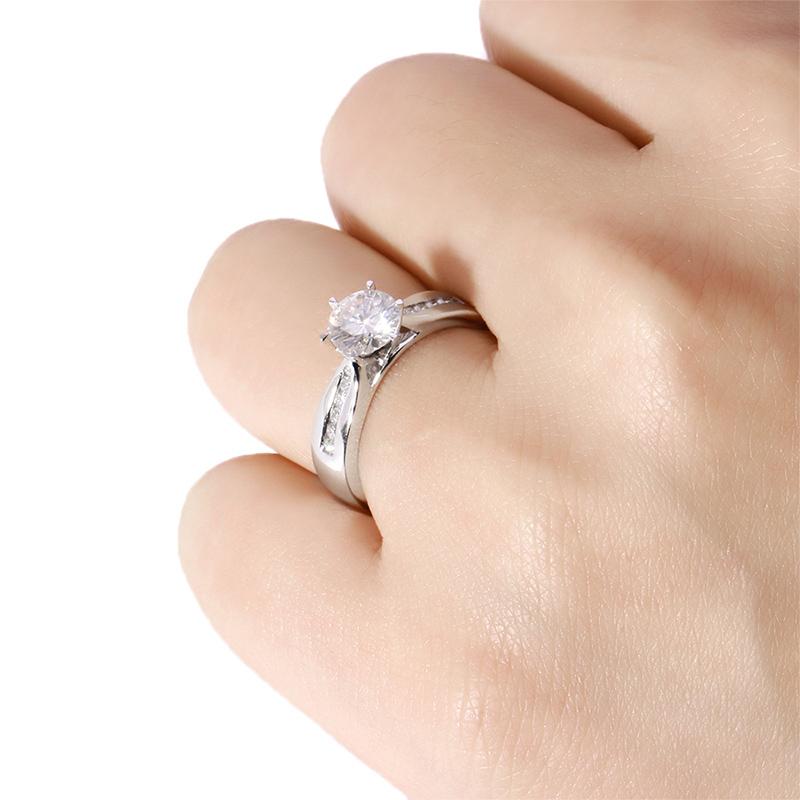 925 Sterling Silver Round Cut CZ Classic Ring for women