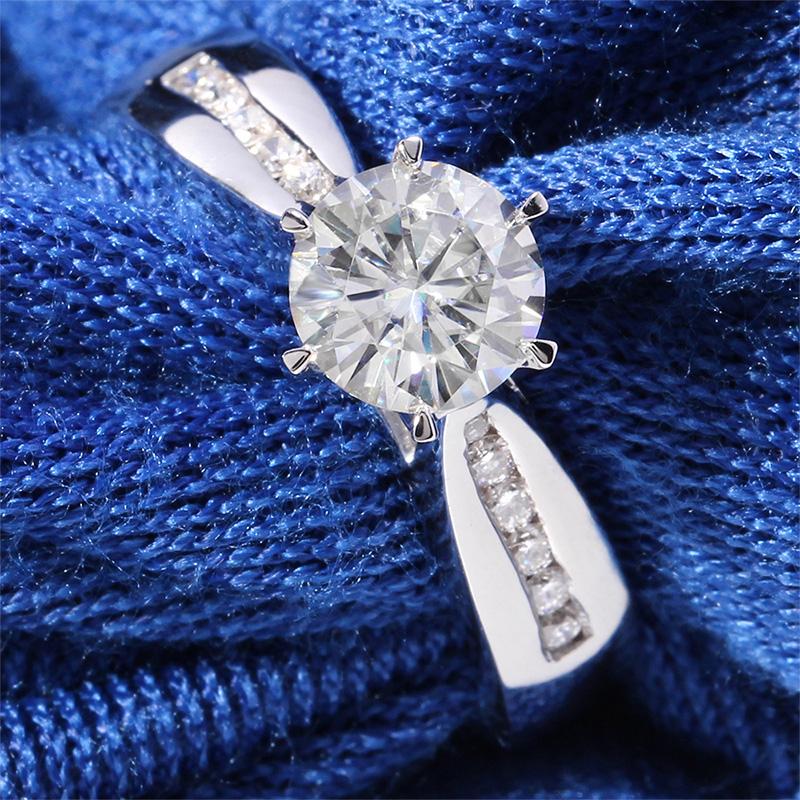 925 Sterling Silver Round Cut CZ Classic Ring for women