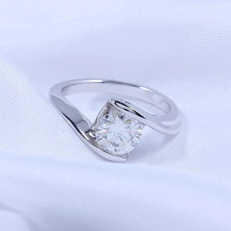 925 Sterling Silver Round Cut CZ Solitaire Engagement Ring