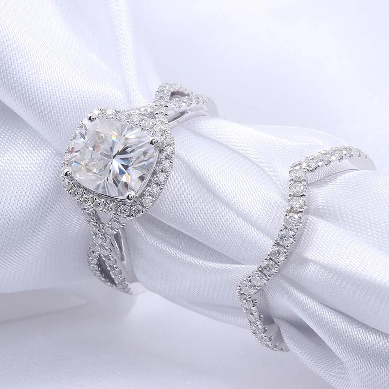 925 Sterling Silver Round Cut CZ Bridal Set For Women