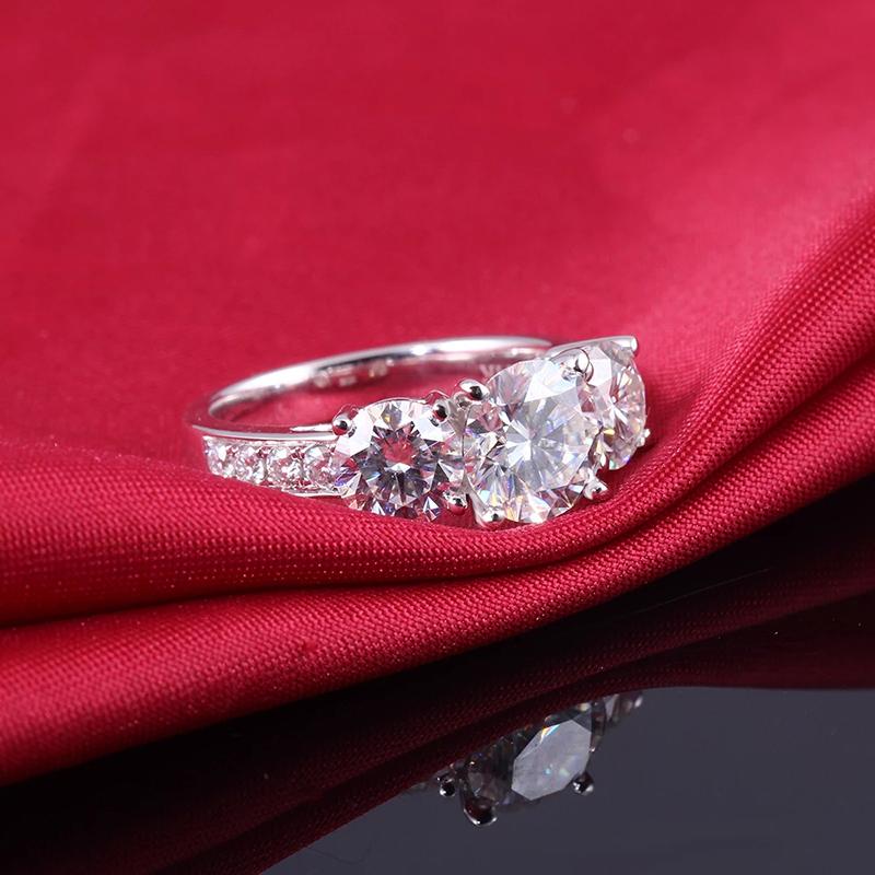 925 Sterling Silver Round Cut Three Stone CZ Diamond Ring