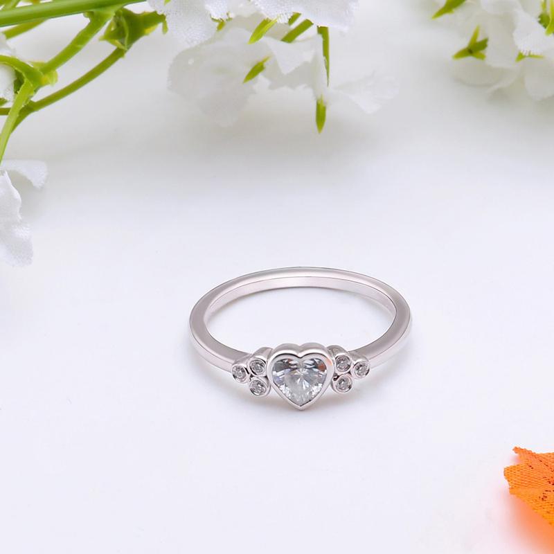 925 Sterling Silver  Heart-shaped CZ Heart Ring