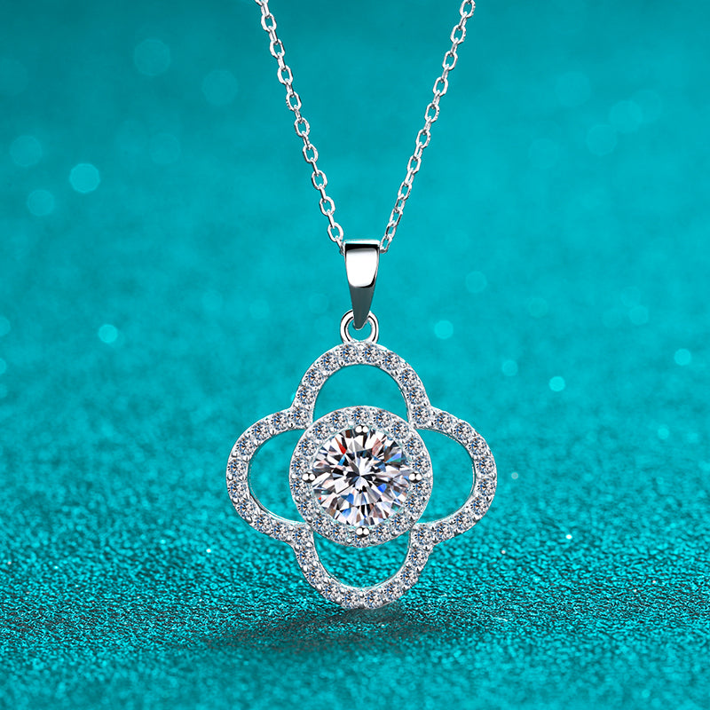 925 Sterling Silver Round Cut CZ Leaf Clover Necklace