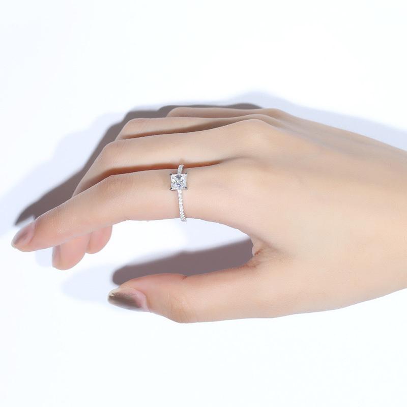 925 Sterling Silver Princess Cut CZ Classic Ring