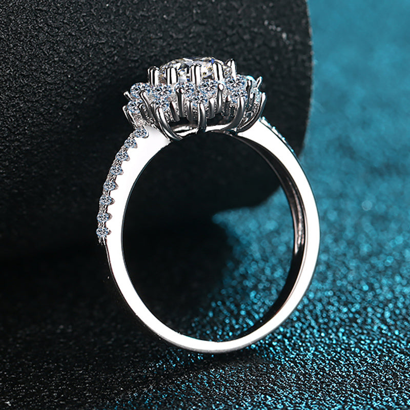 925 Sterling Silver Round Cut CZ Halo Ring