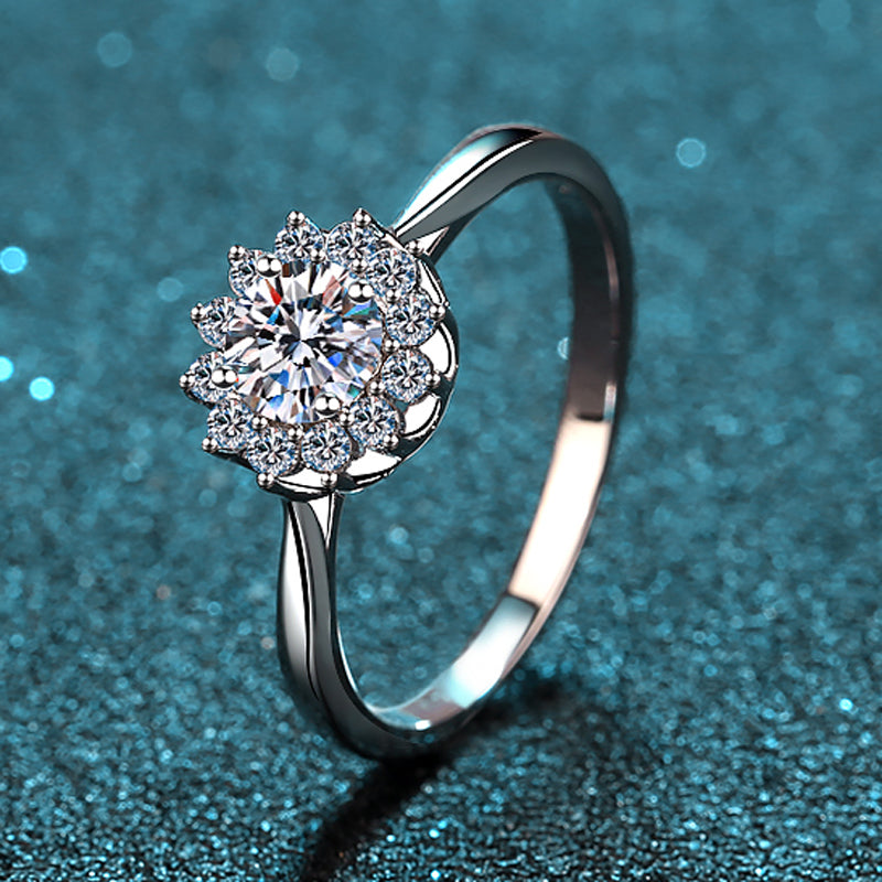 925 Sterling Silver Round Cut CZ Halo Ring