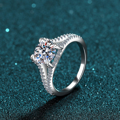 925 Sterling Silver Round Cut CZ Split Shank Ring