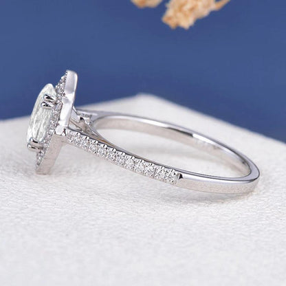 925 Sterling Silver Vintage Halo Oval Cut CZ Ring