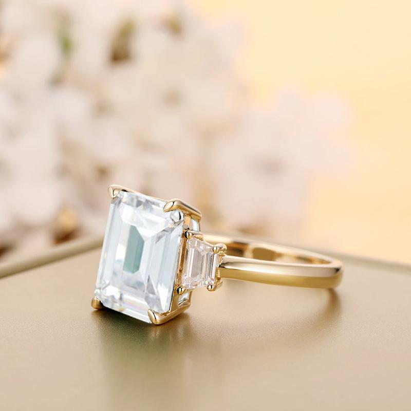 925 Sterling Silver Emerald Cut CZ Three Stone Ring