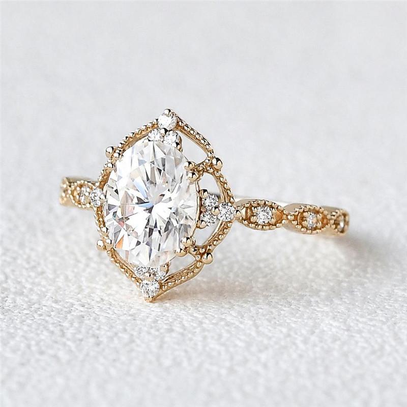 925 Sterling Silver Oval Cut CZ Vintage Ring