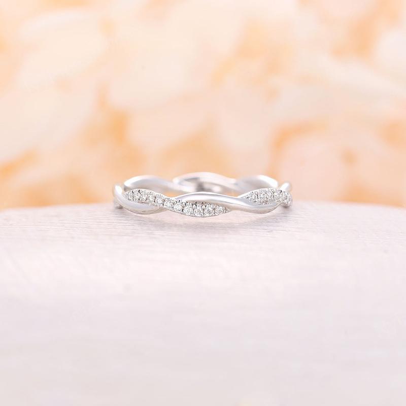 925 Sterling Silver CZ Unique Twist Shank Band