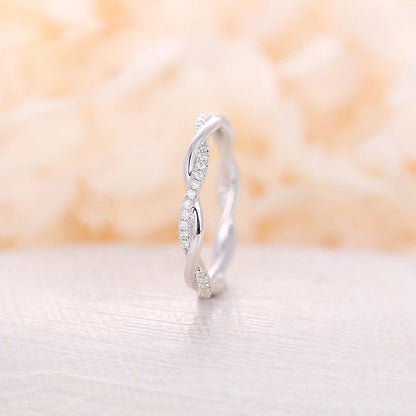 925 Sterling Silver CZ Unique Twist Shank Band