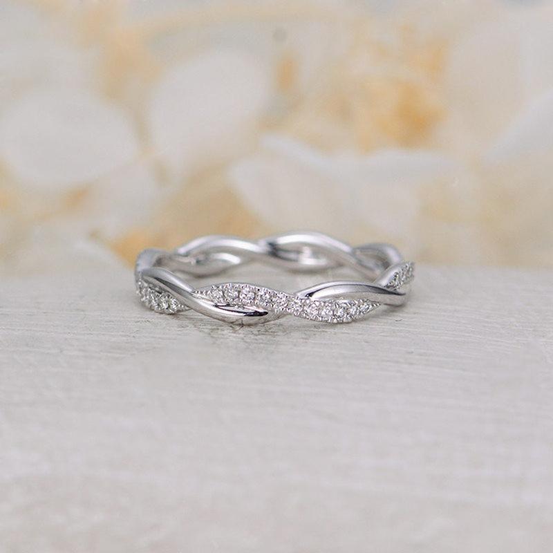 925 Sterling Silver CZ Unique Twist Shank Band