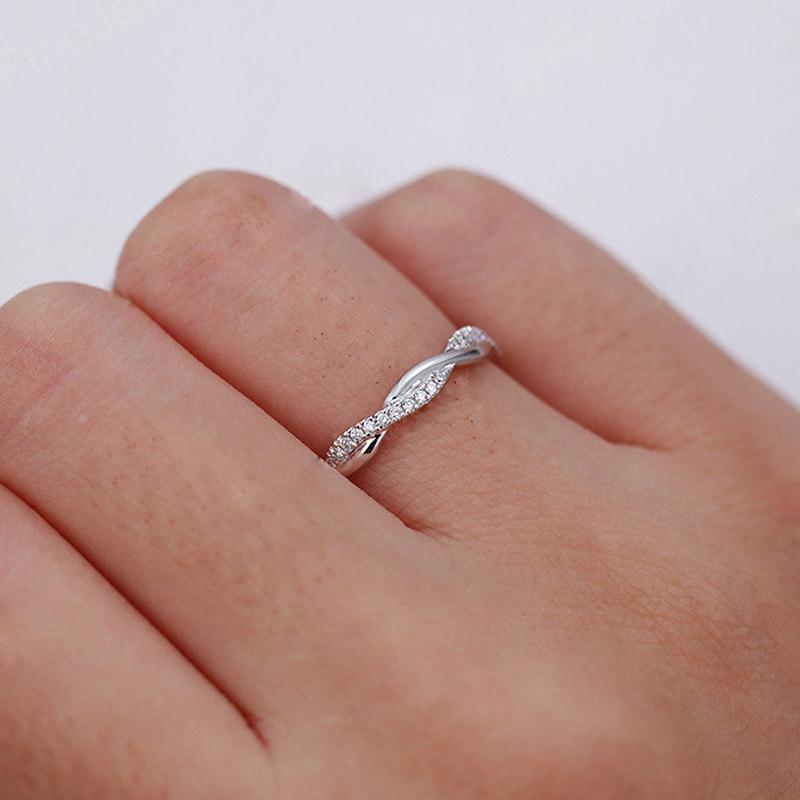 925 Sterling Silver CZ Unique Twist Shank Band