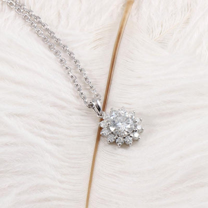 925 Sterling Silver Round Cut CZ Halo Pendant Necklace