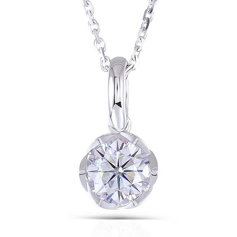 925 Sterling Silver Round Cut CZ Classic Pendant Necklace