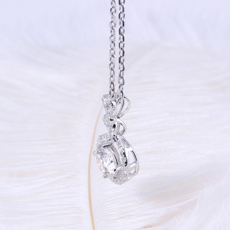 925 Sterling Silver Round Cut CZ Geometric Halo Pendant Necklace