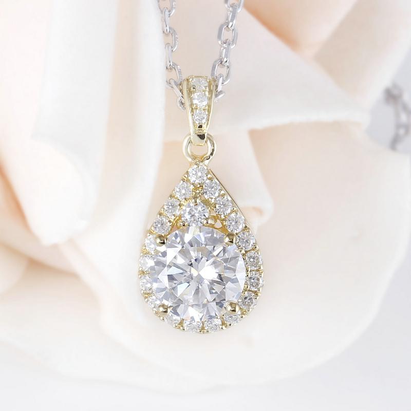 925 Sterling Silver Round Cut CZ Pear Shaped Pendant Necklace