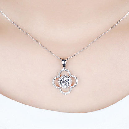 925 Sterling Silver Round Cut CZ Lucky Clower Pendant Nacklace