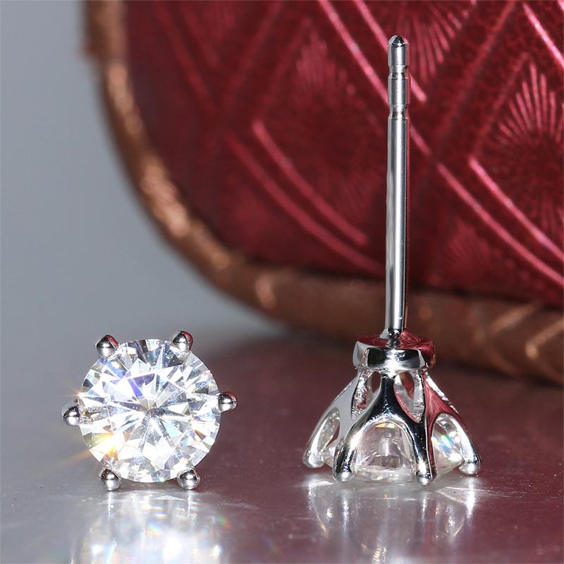 925 Sterling Silver Round Cut Cubic Zirconia Classic Stud Earrings