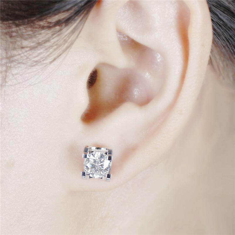 925 Sterling Silver Round Cut Cubic Zirconia Classic Stud Earrings