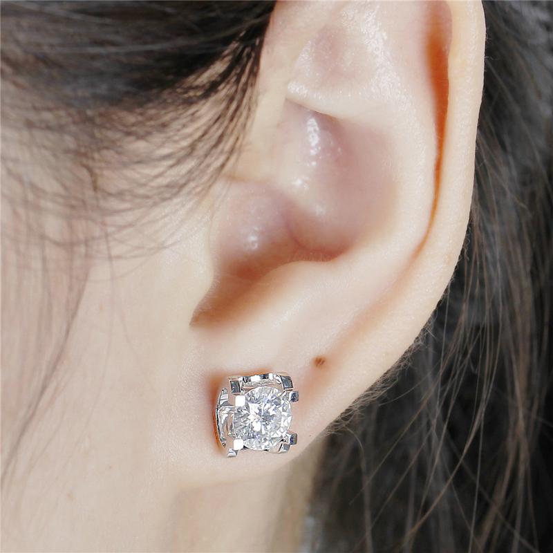 925 Sterling Silver Round Cut Cubic Zirconia Classic Stud Earrings