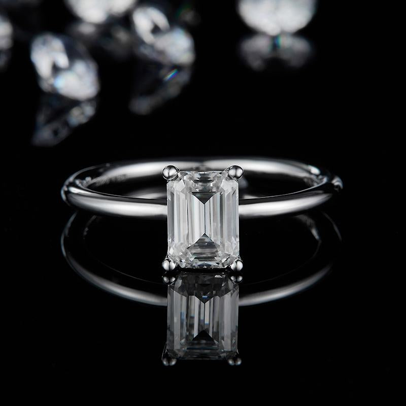 925 Sterling Silver Solitaire Emerald Cut CZ Ring