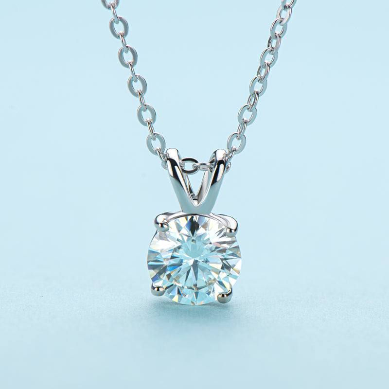 925 Sterling Silver Brilliant Round CZ Pendant Necklace