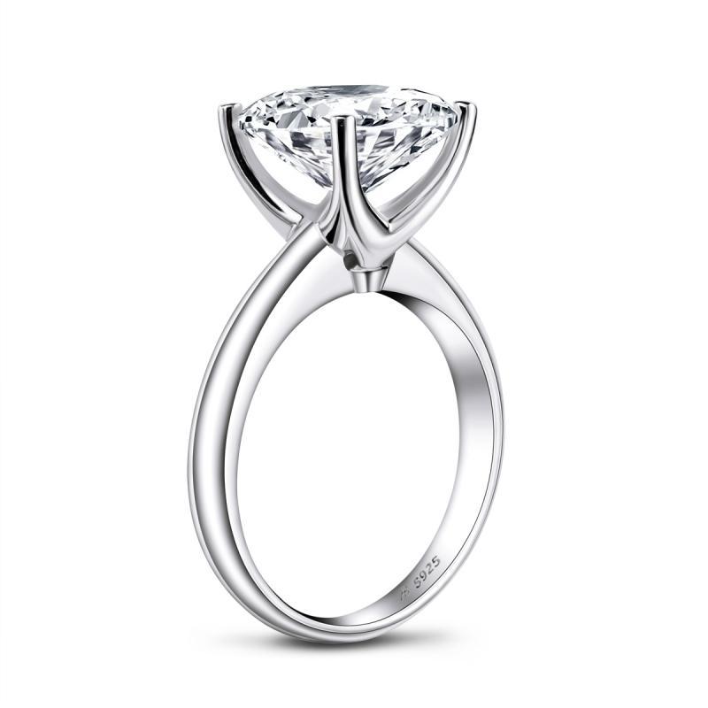 925 Sterling Silver Round CZ Solitaire Ring