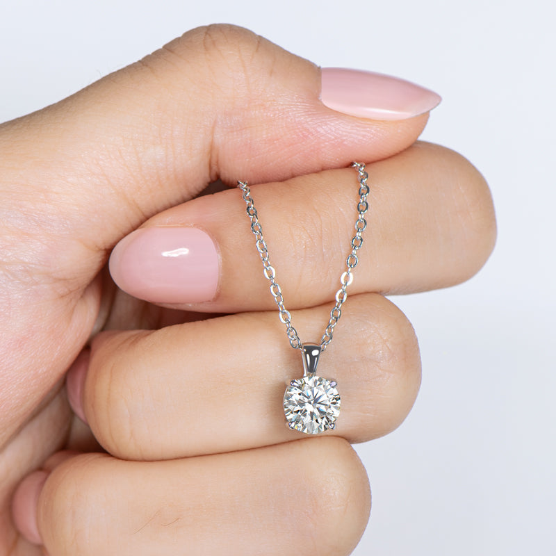 925 Sterling Silver Brilliant Round CZ Pendant Necklace