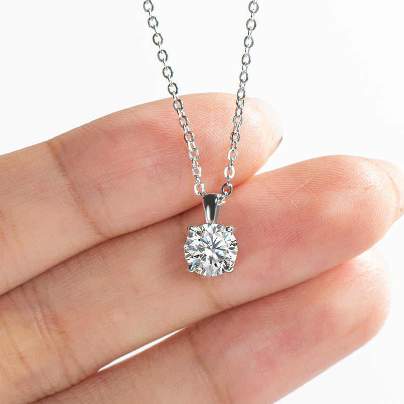 925 Sterling Silver Brilliant Round CZ Pendant Necklace