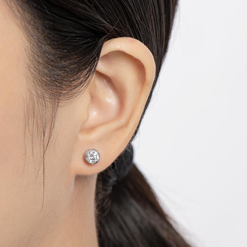 925 Sterling Silver Brilliant Round Cut Cubic Zirconia Stud Earrings