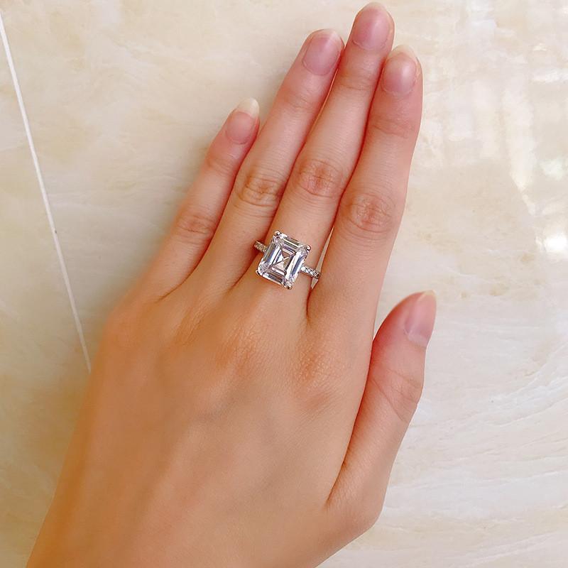 925 Sterling Silver Emerald Cut CZ Ring