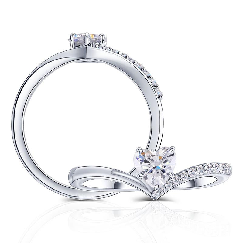 925 Sterling Silver Heart-shaped CZ Diamond Ring