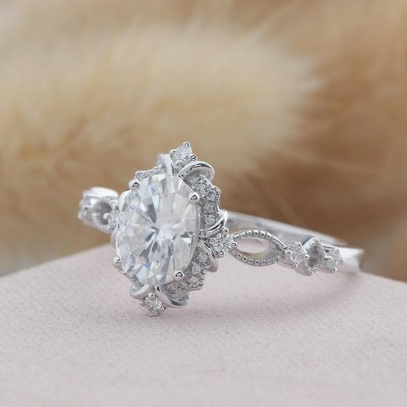 925 Sterling Silver Oval Cut Vintage CZ Diamond Ring