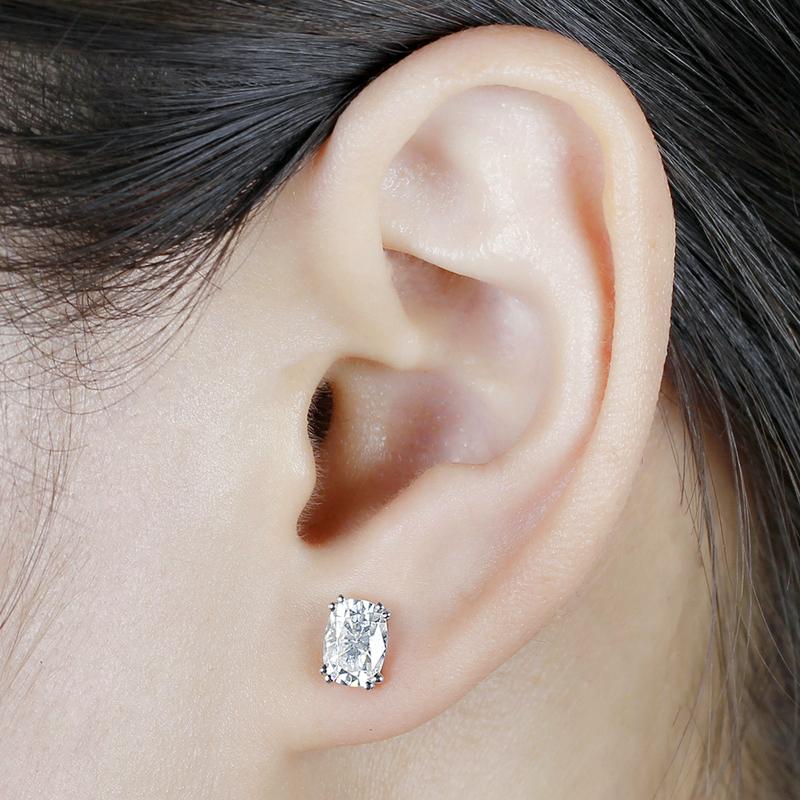 925 Sterling Silver Cushion Cut Cubic Zirconia Simple Stud Earrings