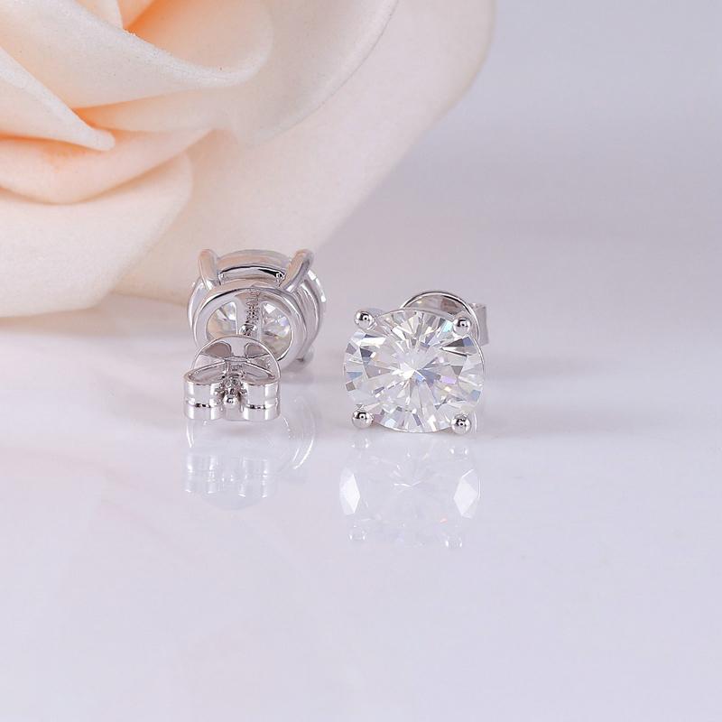 925 Sterling Silver Oval Cut Cubic Zirconia Stud Earrings