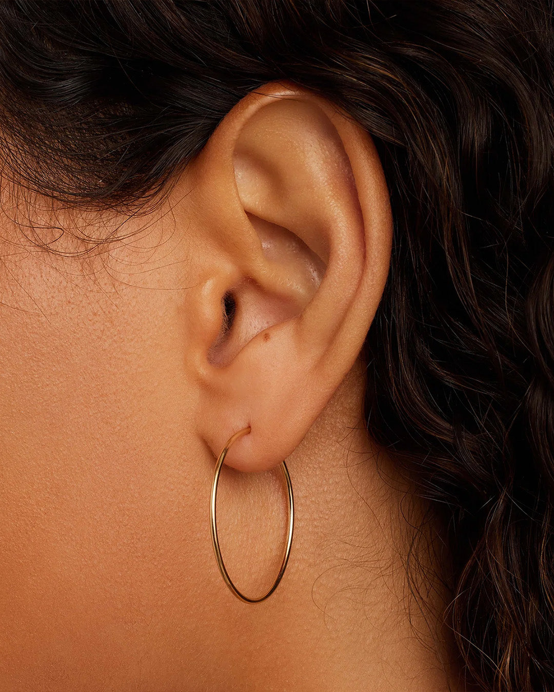 925 Sterling Silver Classic Hoops 10