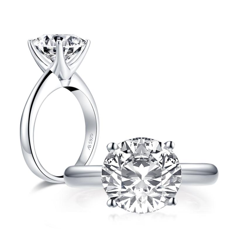 925 Sterling Silver Round CZ Solitaire Ring