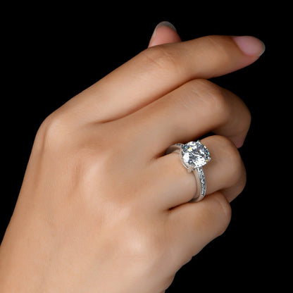 925 Sterling Silver Round CZ Ring