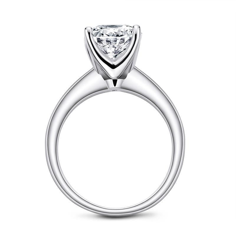 925 Sterling Silver Classic Round Cut CZ Solitaire Ring