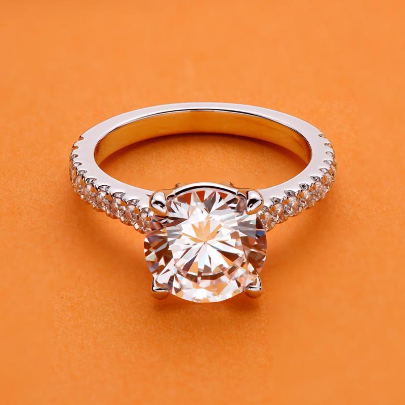 925 Sterling Silver Brilliant Round Cut CZ Diamond Ring