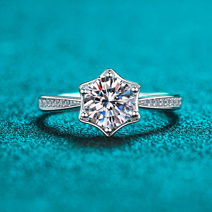 925 Sterling Silver Round Cut CZ Ring